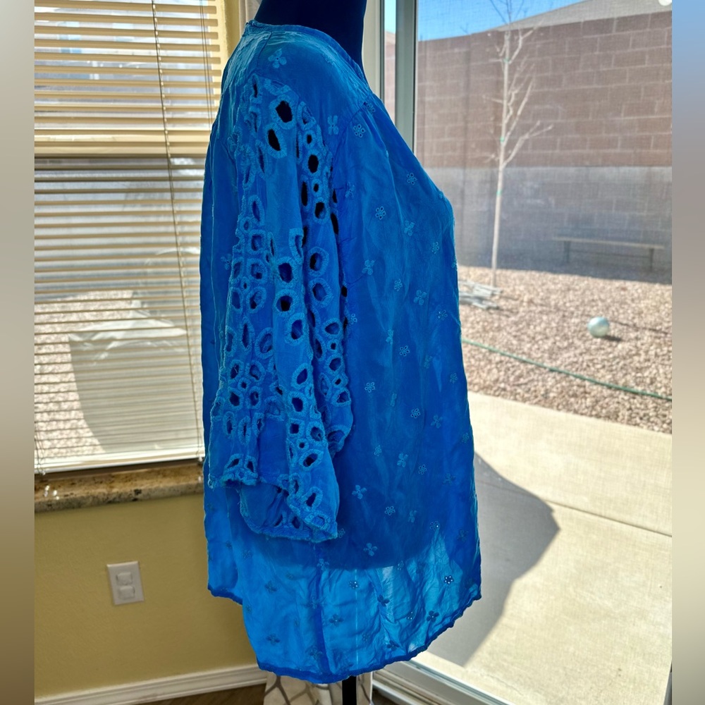 EUC Johnny Was Semi-Sheer Cerulean Blue Floral Embroidered Blouse - Picture 8 of 13